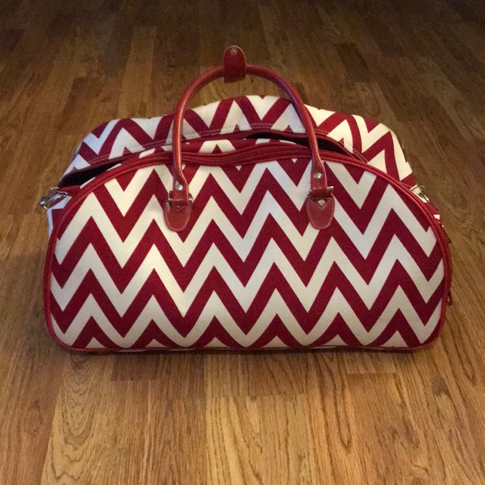 Chevron Rolling Night Bag